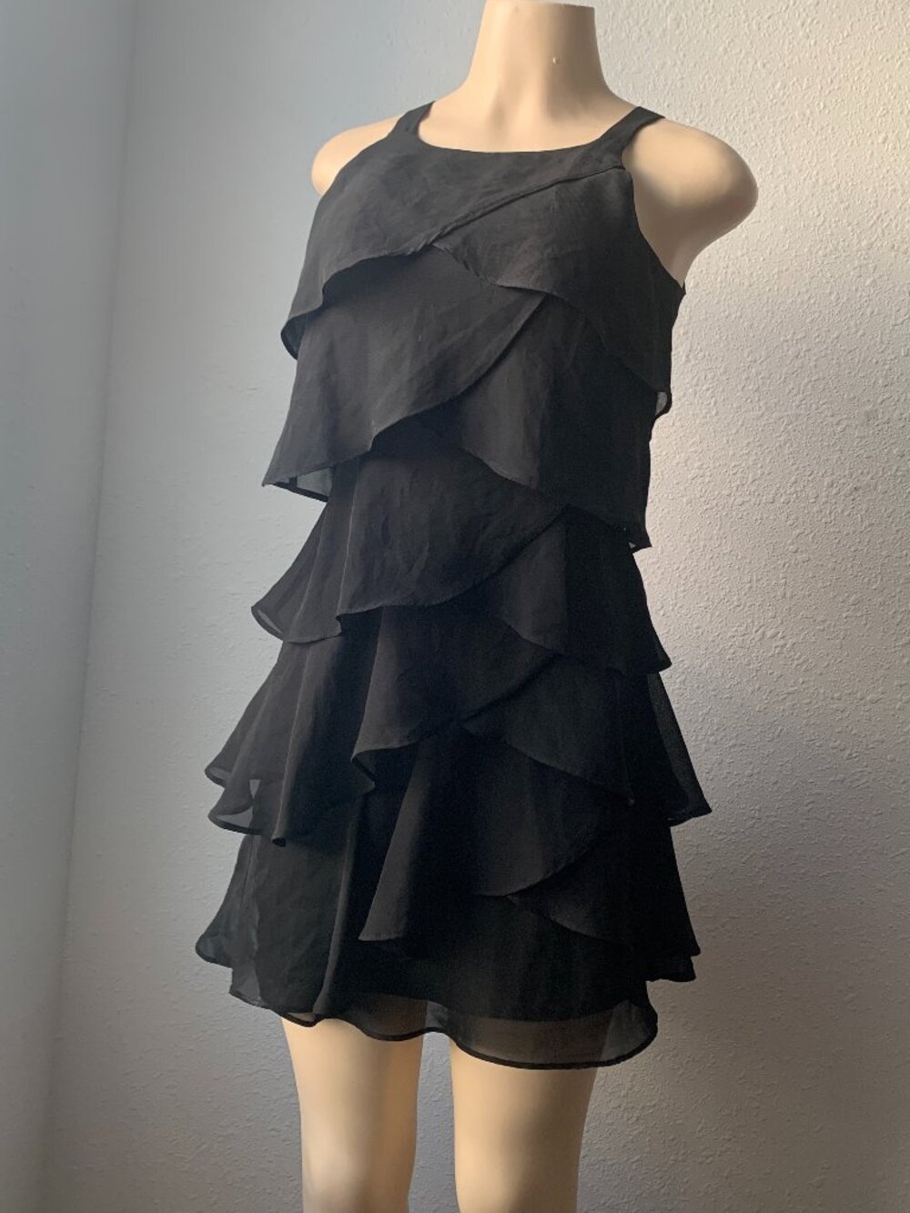 White House Black Market Black Tiered Ruffle Chiffon Party Dress Size 0
